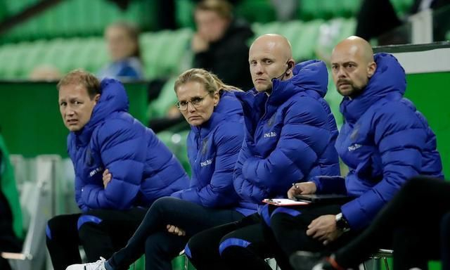 窗口期毕尔巴鄂竞技备战荷甲；回应争议细节曝光；悬念犹存；细节决定成败的简单介绍